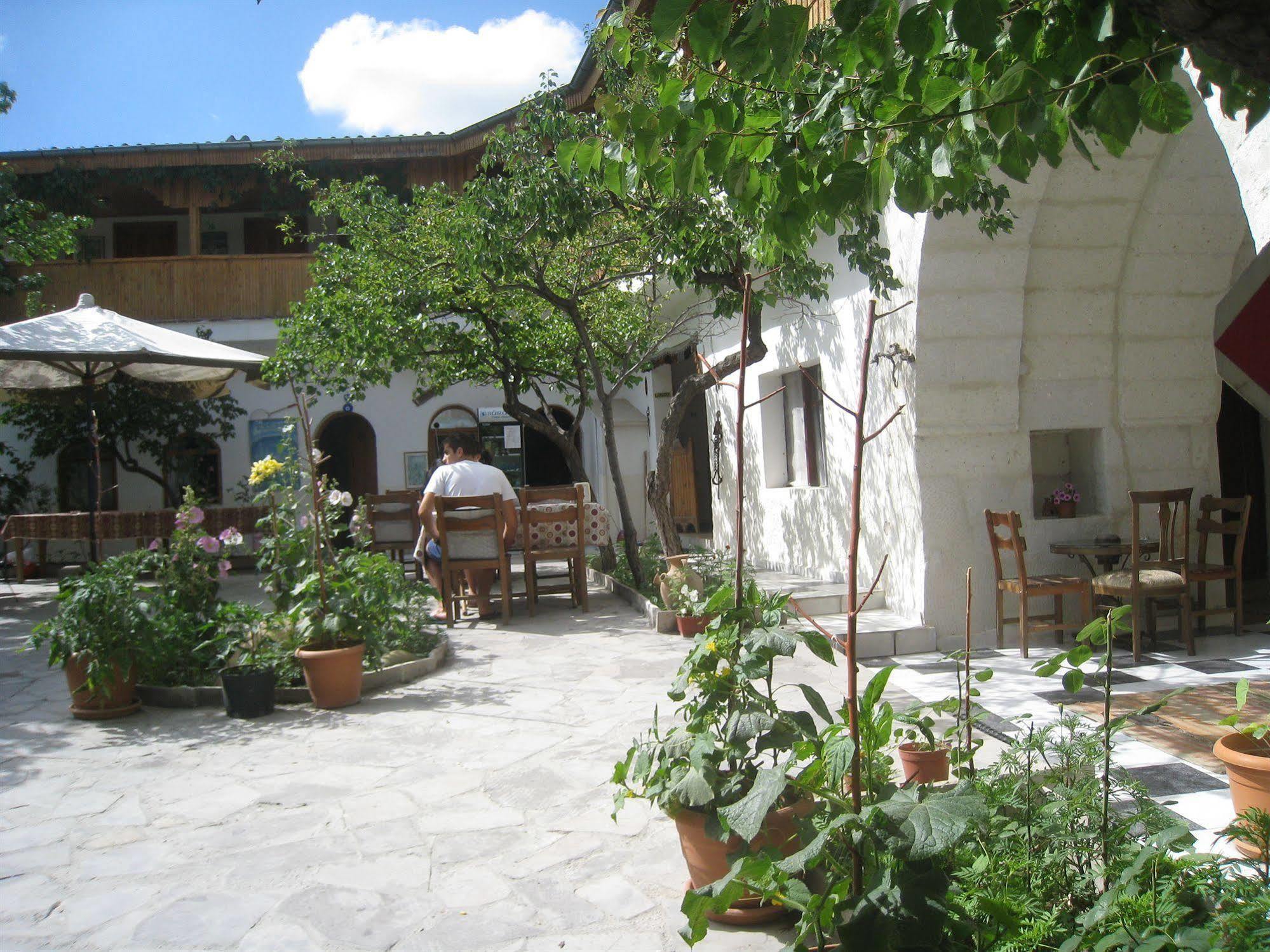 Ufuk Hotel Pension Göreme Buitenkant foto