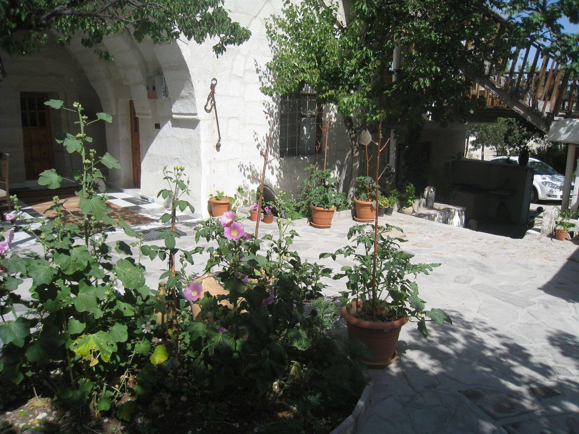 Ufuk Hotel Pension Göreme Buitenkant foto